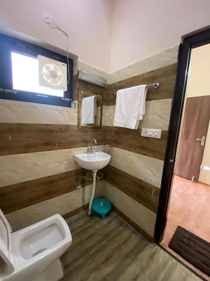 נייניטל Chirag Homestay Kainchi מראה חיצוני תמונה