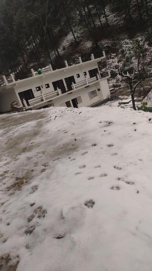 נייניטל Chirag Homestay Kainchi מראה חיצוני תמונה